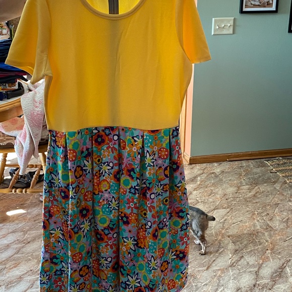 Lularoe - Picture 2 of 2